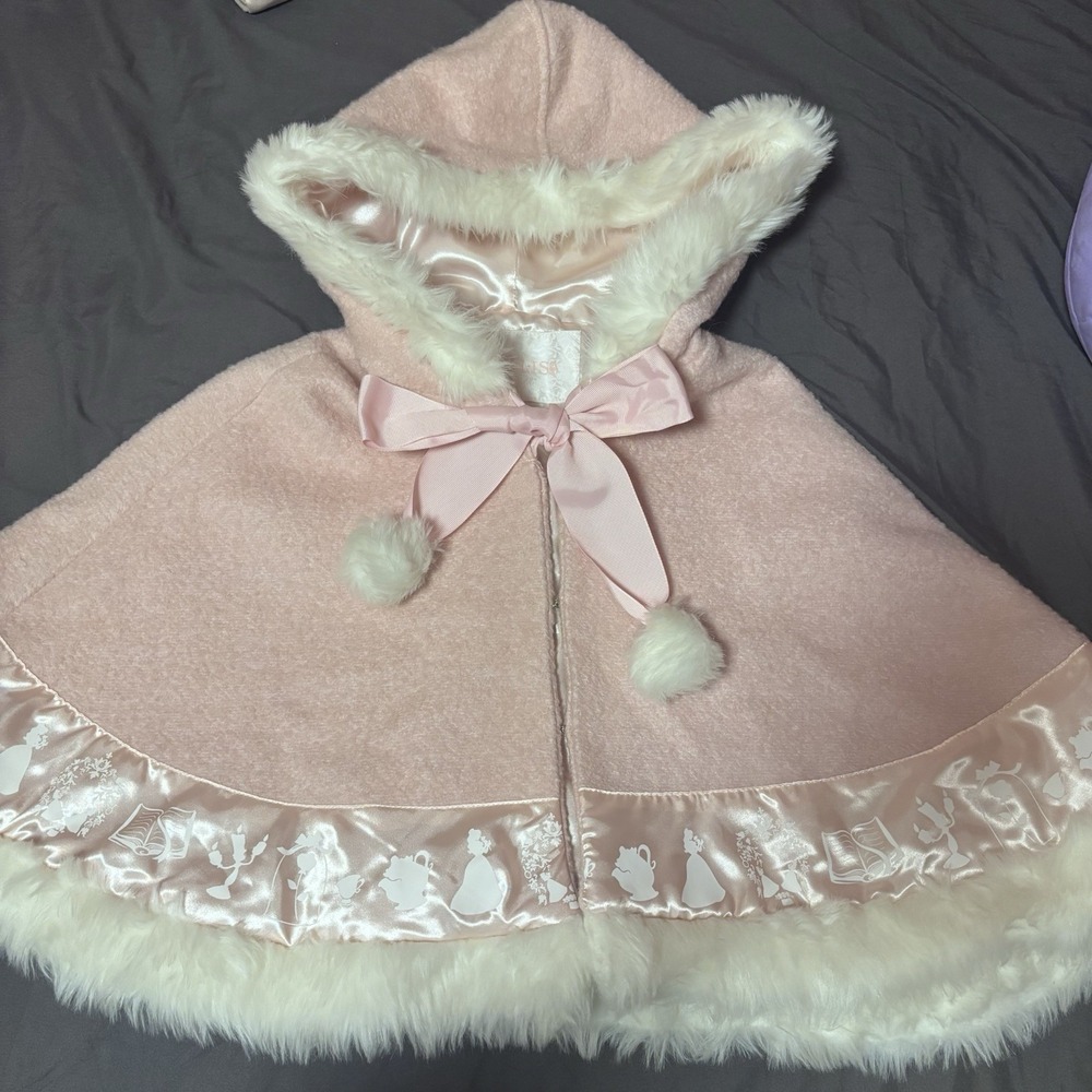 Rare Liz Lisa Beauty & Beast Belle Cape Poncho Pink White Pom Pom Sz Small Fur